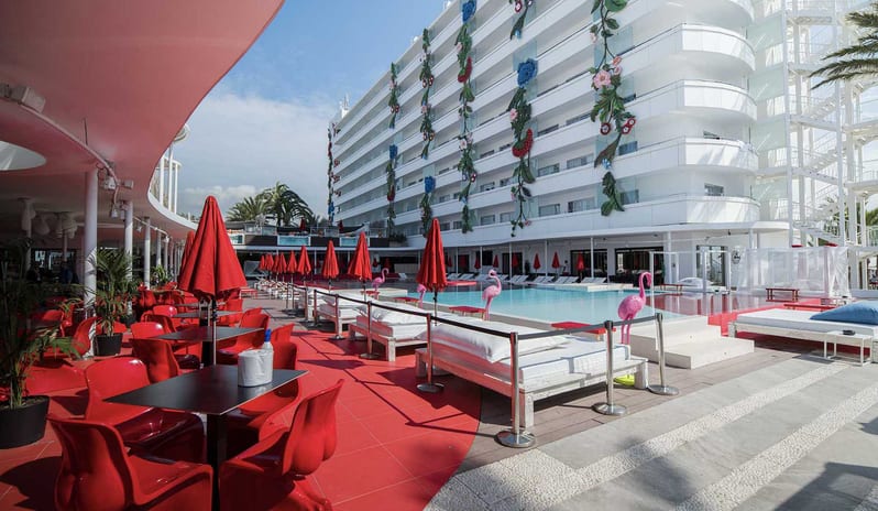 USHUAIA - THE OYSTER AND CAVIAR BAR